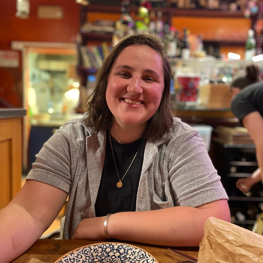 Meet your Posher, Alyssa
